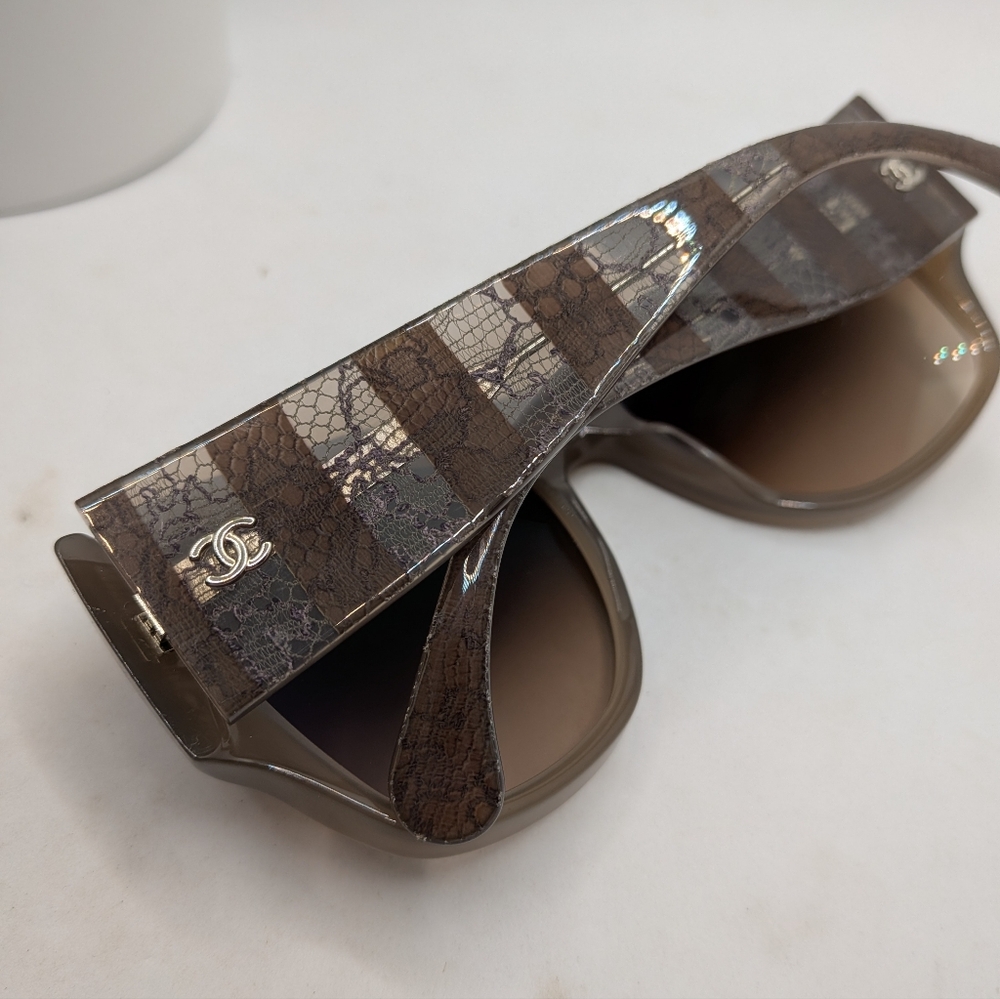 CHANEL Brown Gradient Oversized Square Sunglasses - Picture 6 of 10